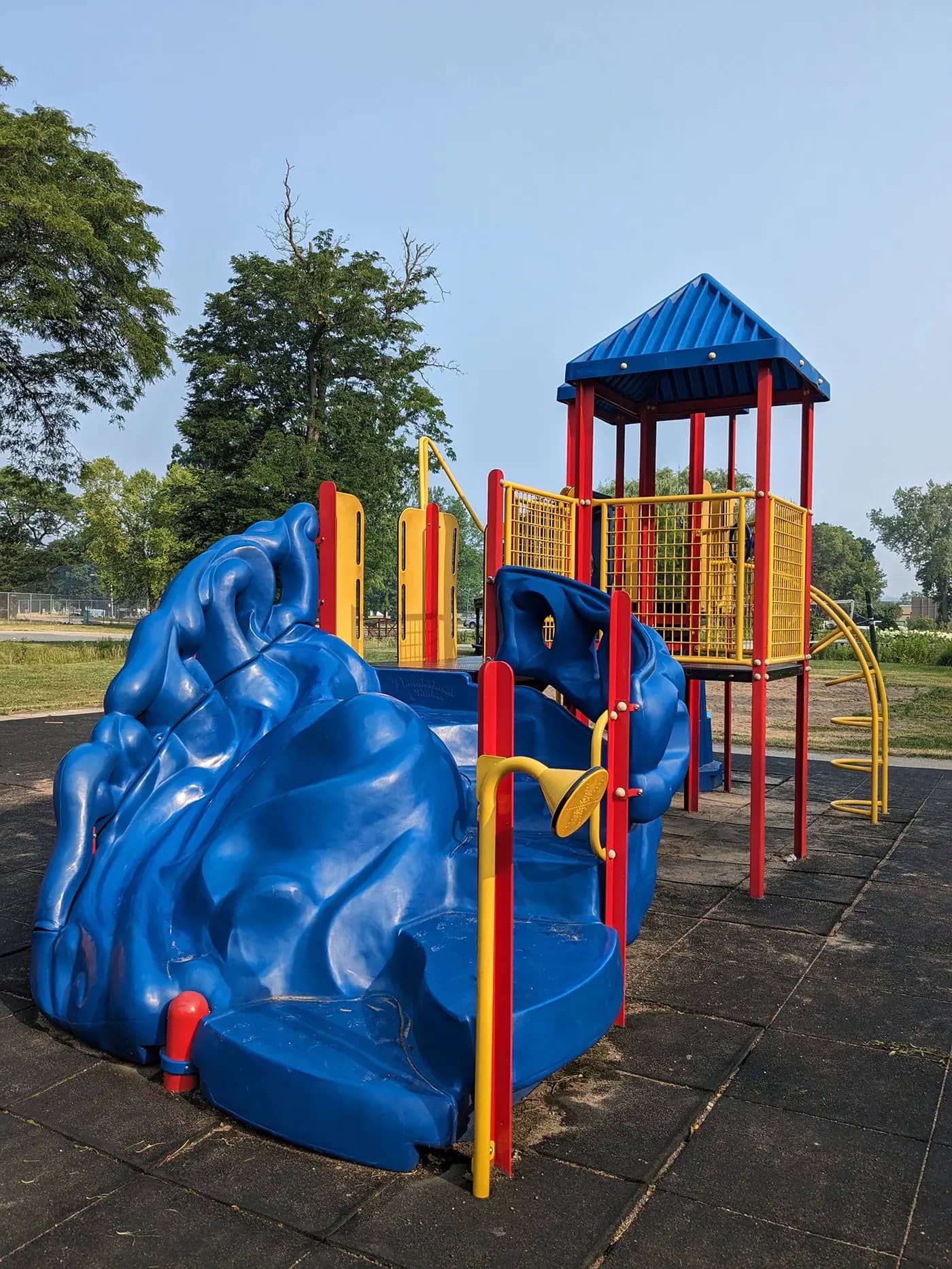 Riverside Park Playground