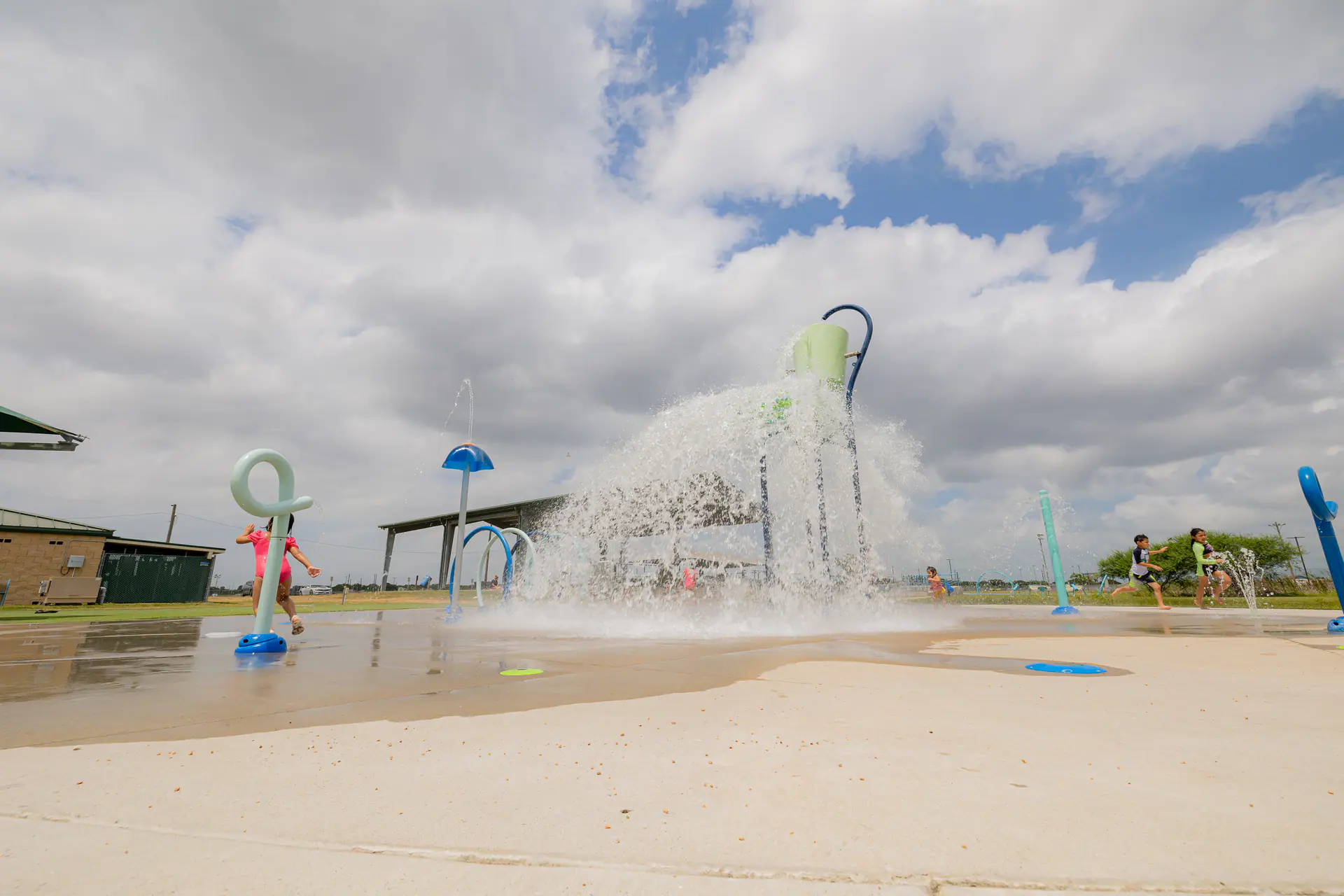 Bucket water feature at Salinas Park